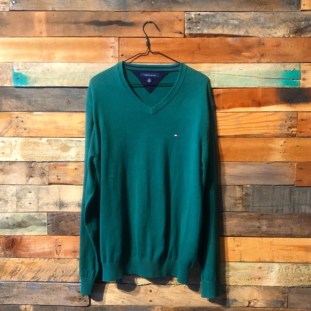 Tommy Hilfiger vneck sweater